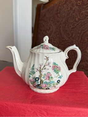 Vintage Sadler Porcelain Teapot "Indian Tree" Hand Painted~England 1940